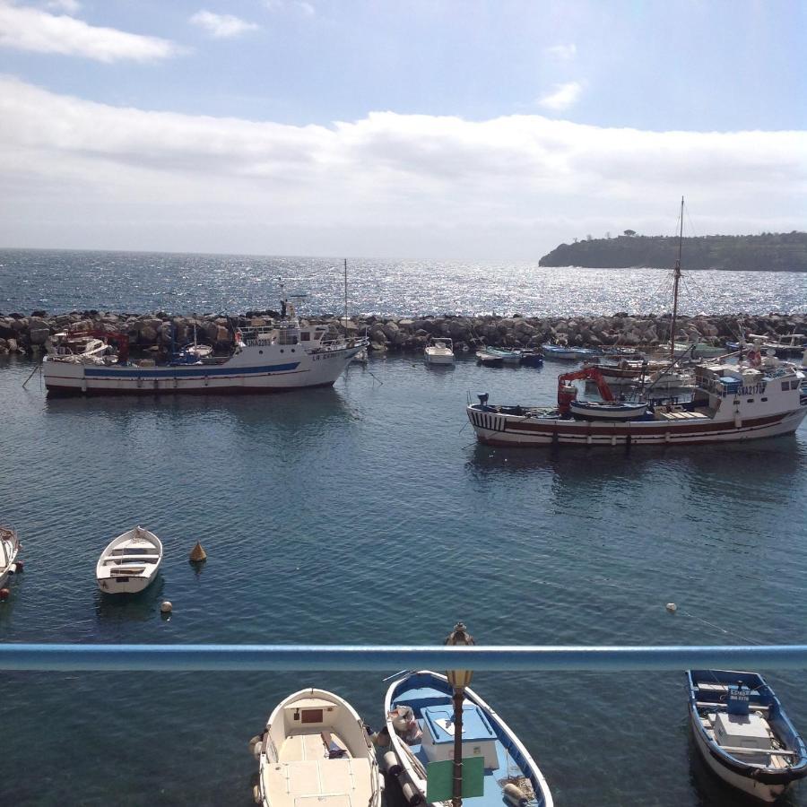 Appartement La Casa Di Titina à Procida Extérieur photo