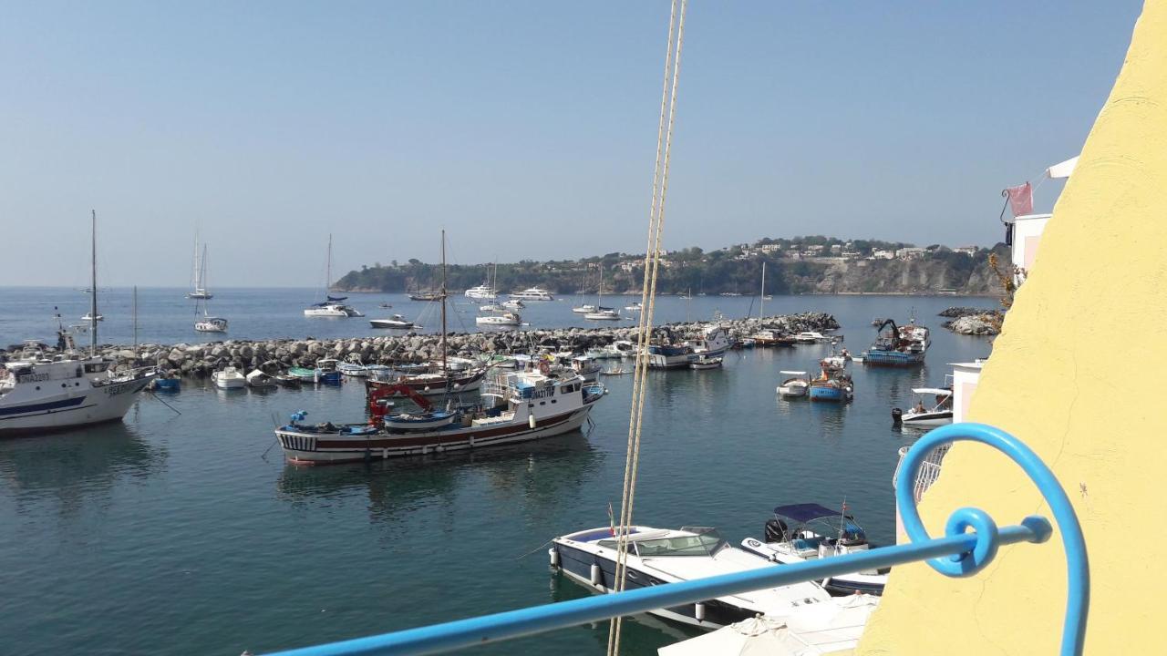 Appartement La Casa Di Titina à Procida Extérieur photo