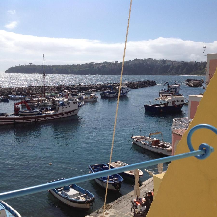 Appartement La Casa Di Titina à Procida Extérieur photo