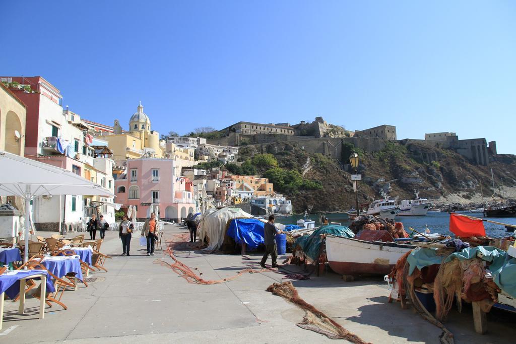 Appartement La Casa Di Titina à Procida Extérieur photo