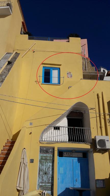 Appartement La Casa Di Titina à Procida Extérieur photo